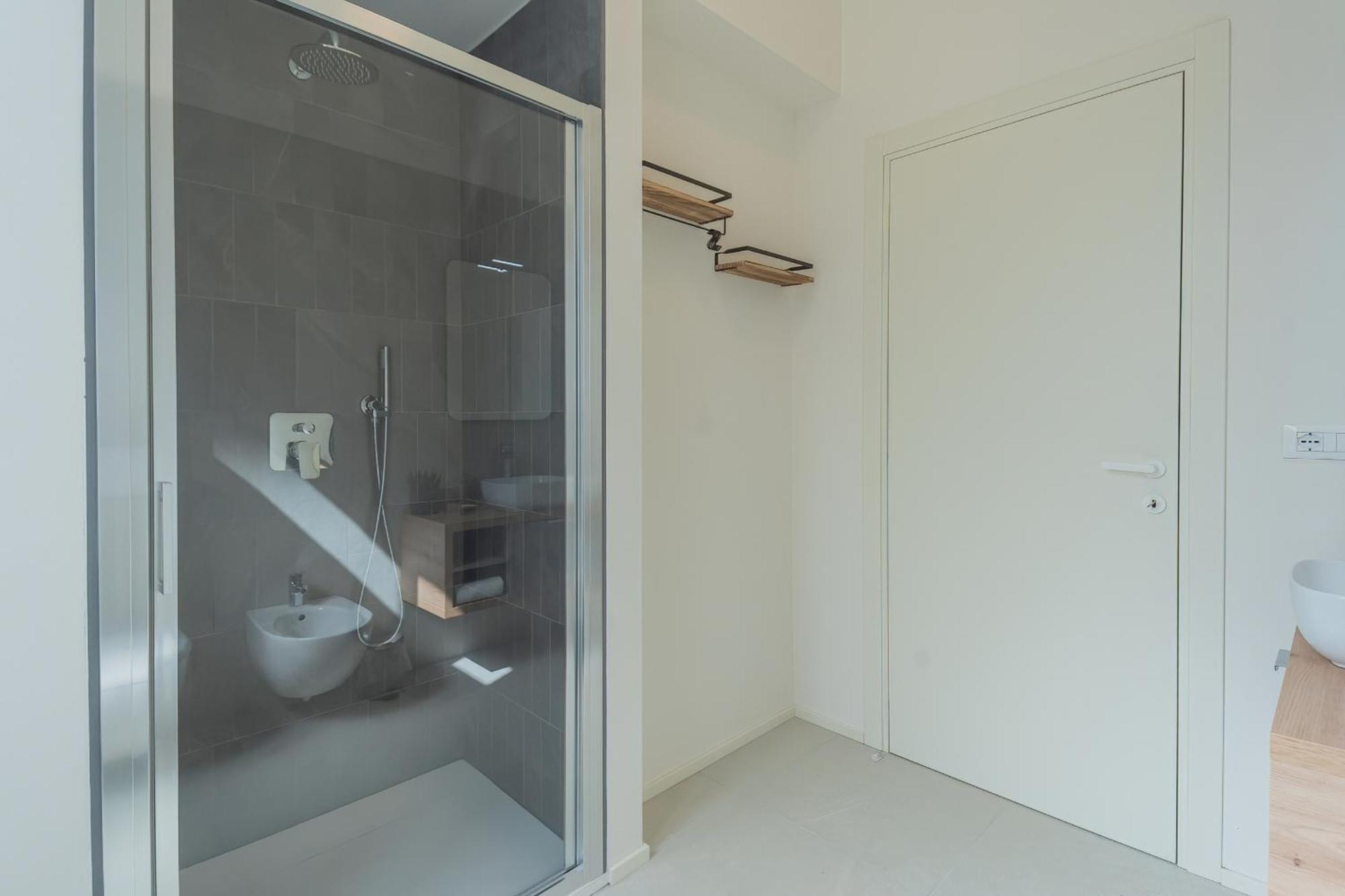 Manaraquattro - Apartament In Como Near The Center With Free Parking - Lake Como Dış mekan fotoğraf